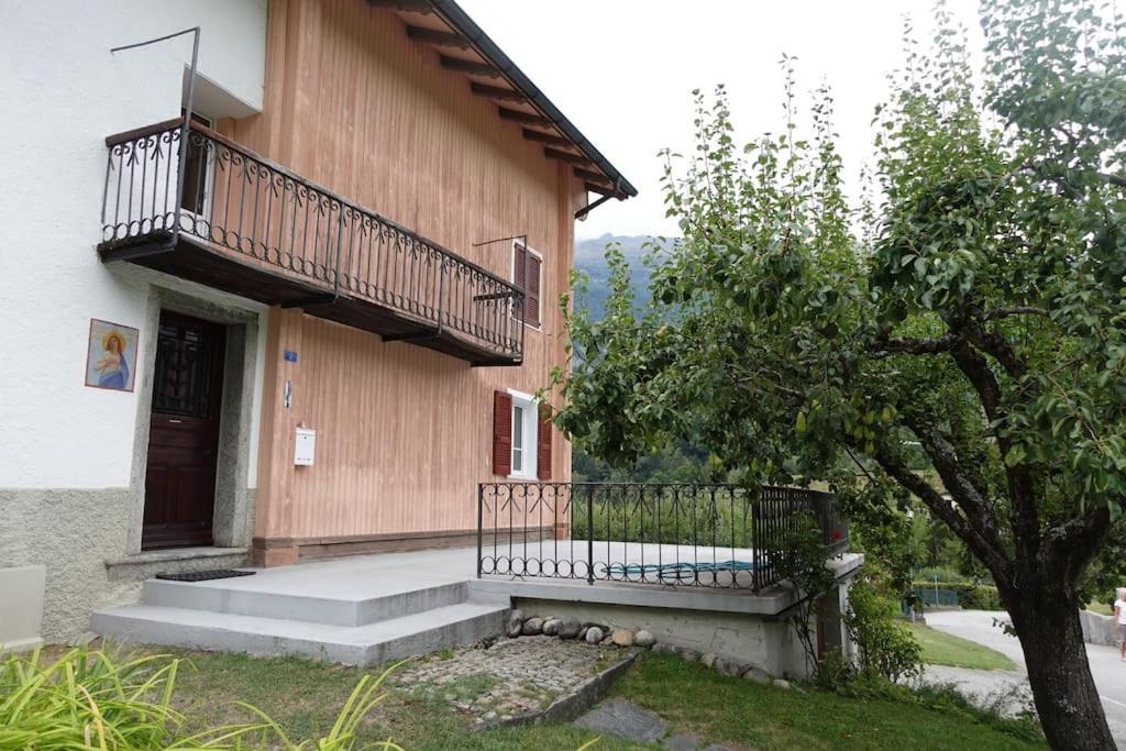 Casa Dorino - Luogo Idilliaco, Ideale Per Famiglie, Terrazza Ed Ampio Giardino, Vista Montagne, Sauna Privata Rodi Eksteriør bilde