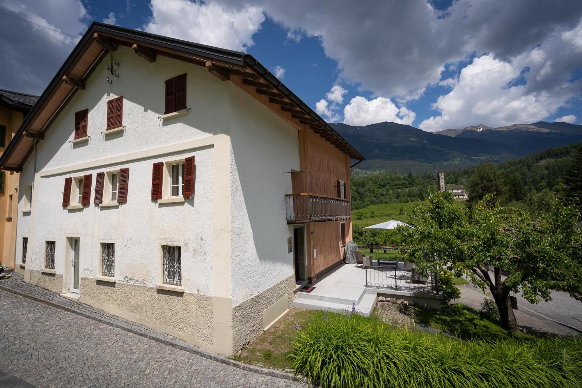 Casa Dorino - Luogo Idilliaco, Ideale Per Famiglie, Terrazza Ed Ampio Giardino, Vista Montagne, Sauna Privata Rodi Eksteriør bilde