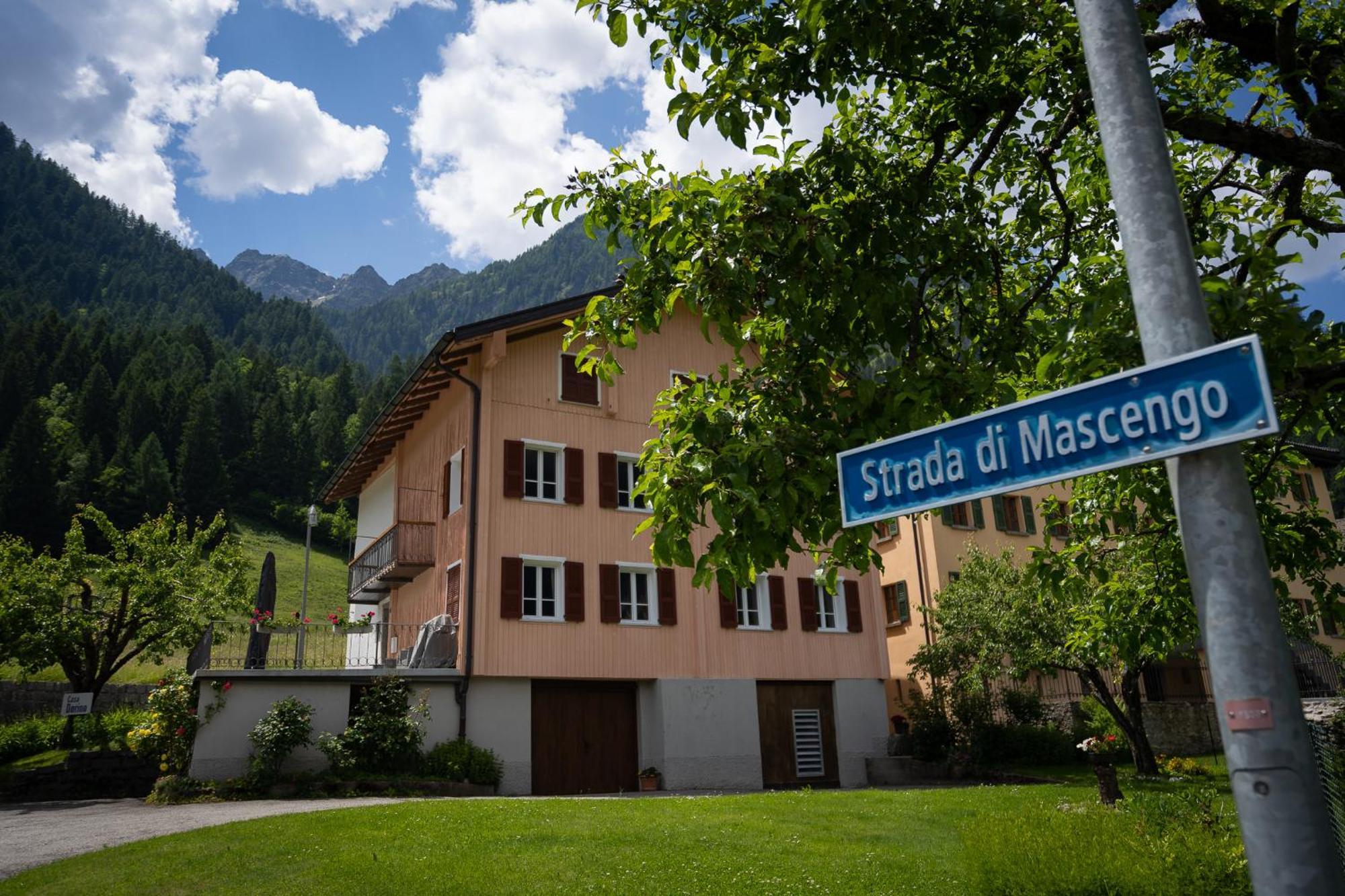 Casa Dorino - Luogo Idilliaco, Ideale Per Famiglie, Terrazza Ed Ampio Giardino, Vista Montagne, Sauna Privata Rodi Eksteriør bilde